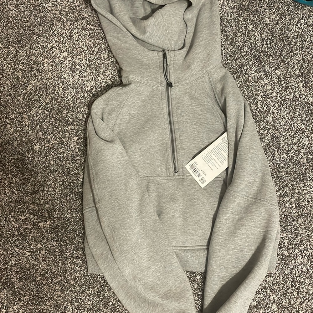 NWT scuba half zip size xs/s